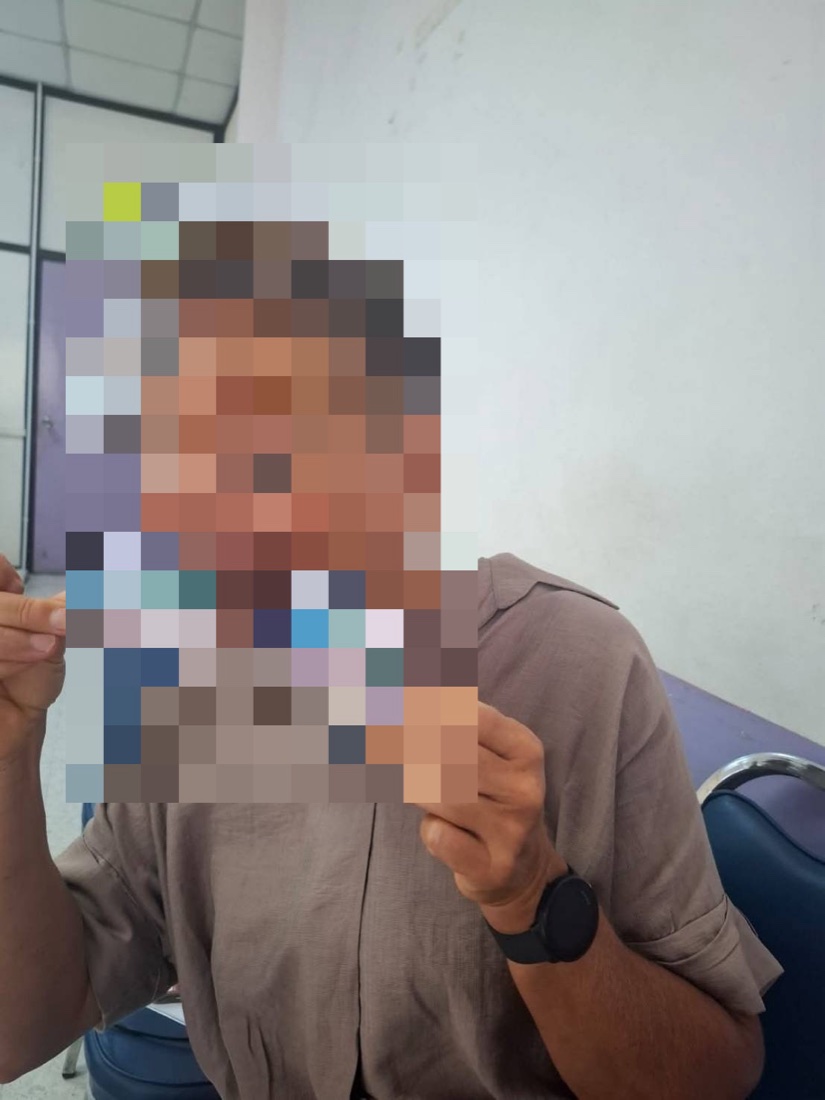 Client with new Thai driving licenses